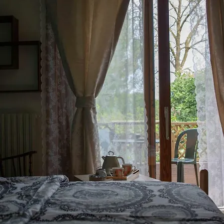 El Rincon Del Artista Bed & Breakfast Soiano Del Lago